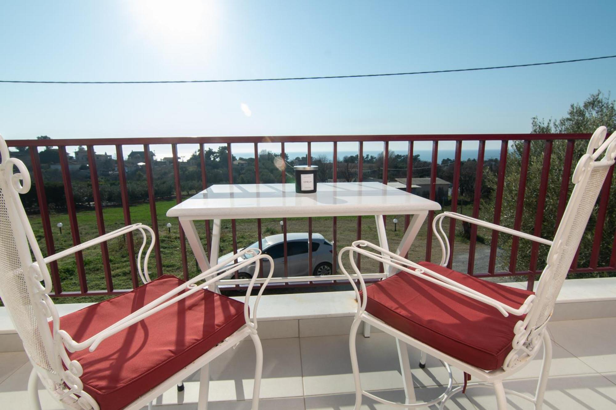 Olea Apartments Palioura Epanomi Luaran gambar